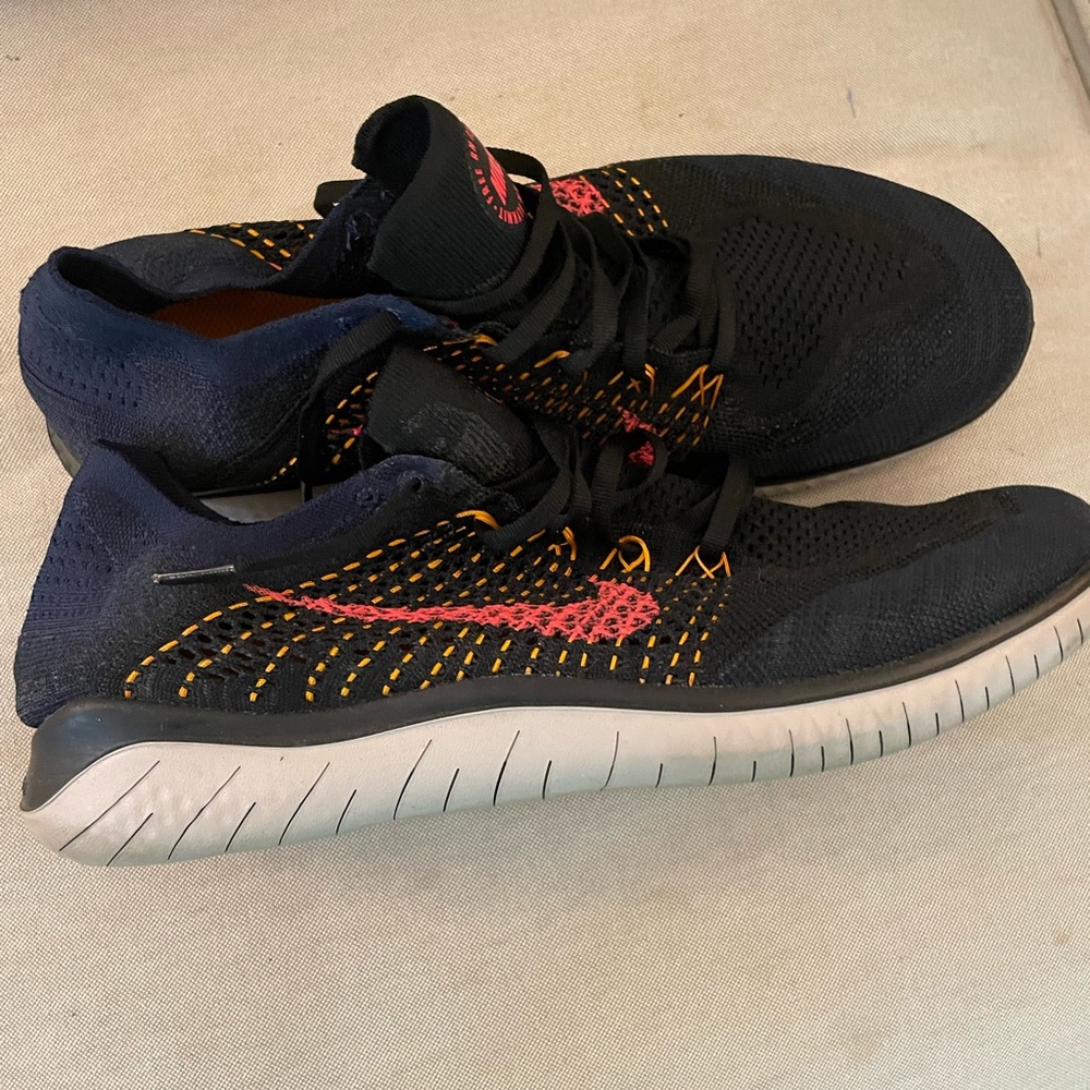 Nike flyknit free RN 2018